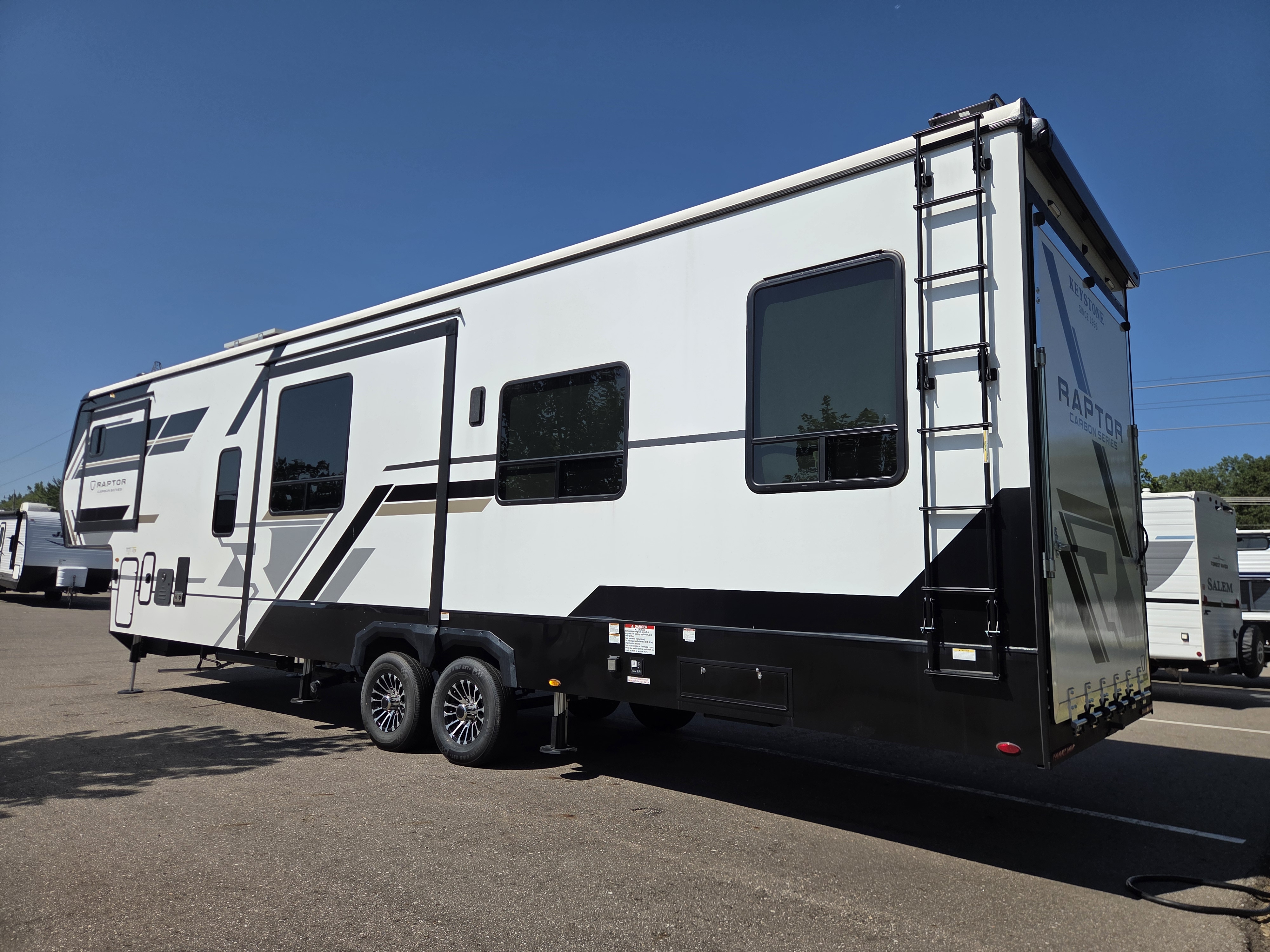 2026 Keystone Carbon 360, $ 79,999