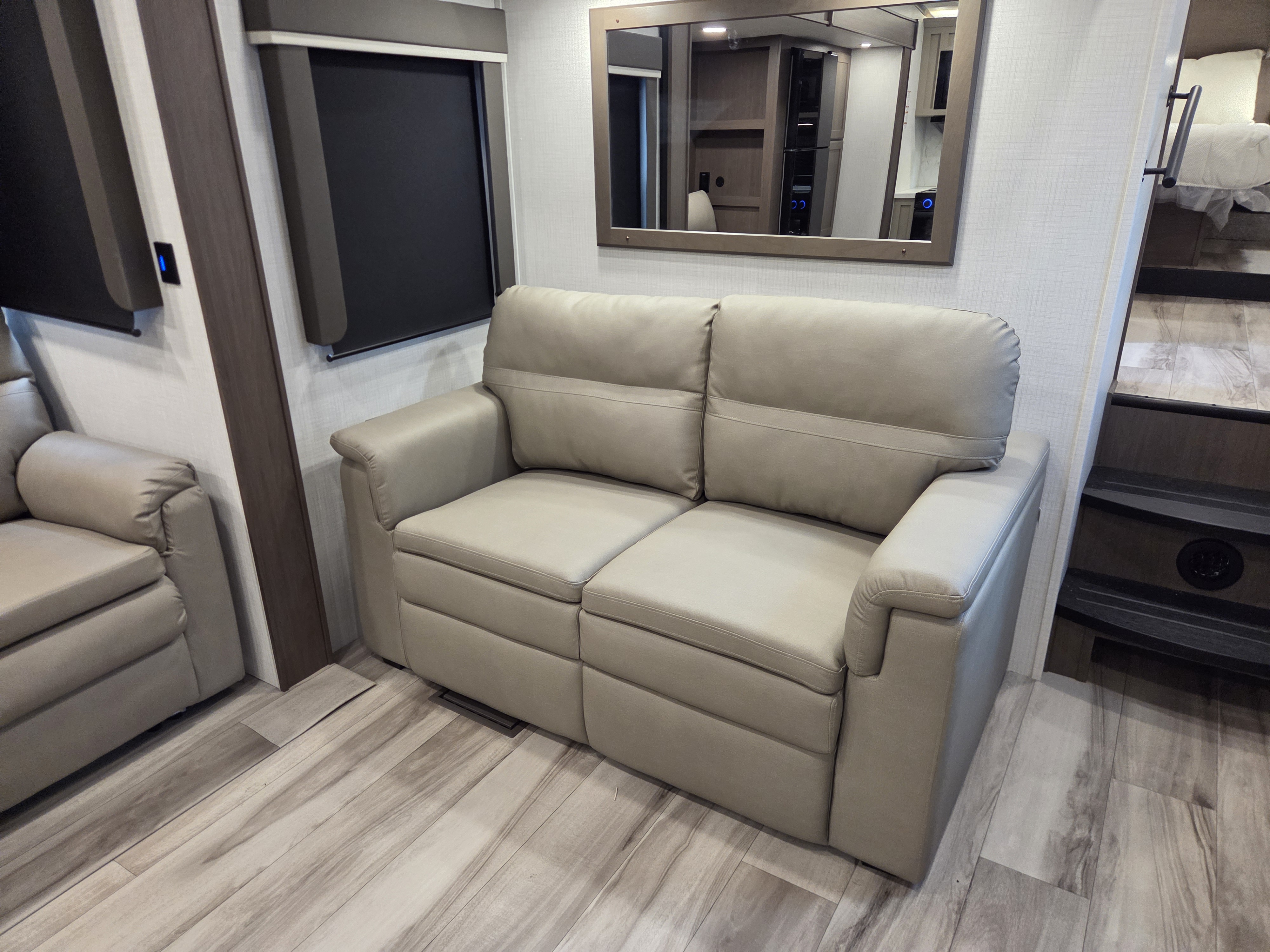 2027 Keystone Cougar Half-Ton (Fifth Wheel) 26RKE, $ 55,990