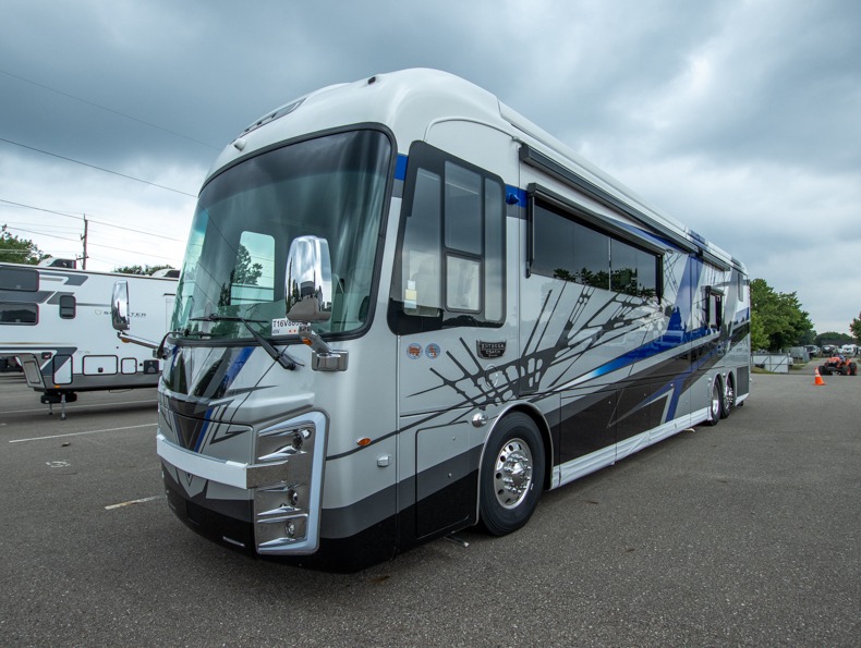 2026 Entegra Coach Cornerstone 45V, $ 679,997