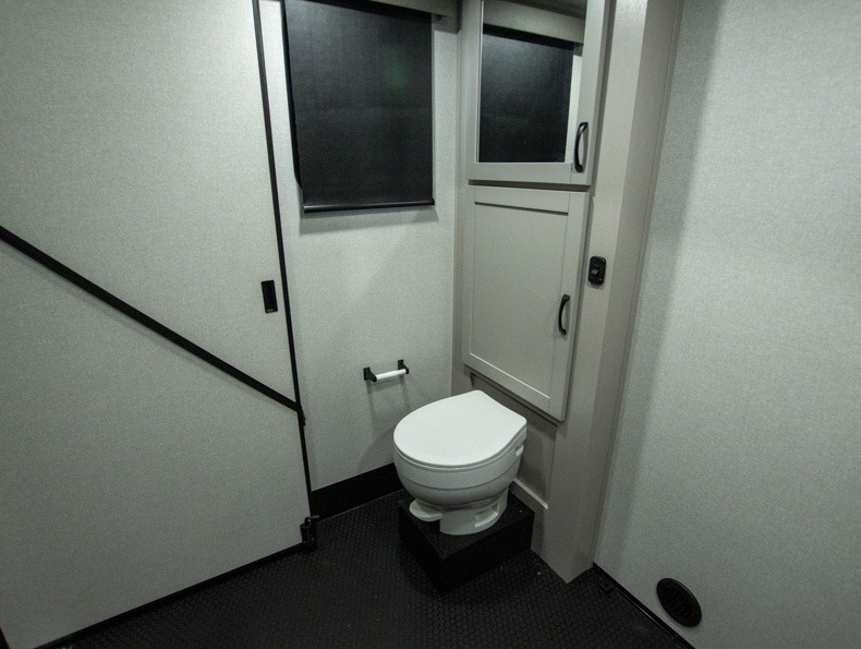 2026 Jayco Seismic 399, $ 109,995