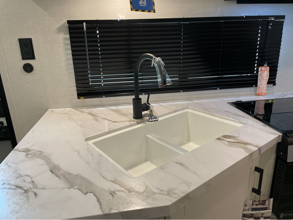 2026 Jayco Jay Flight SLX 261BHS, $ 26,999
