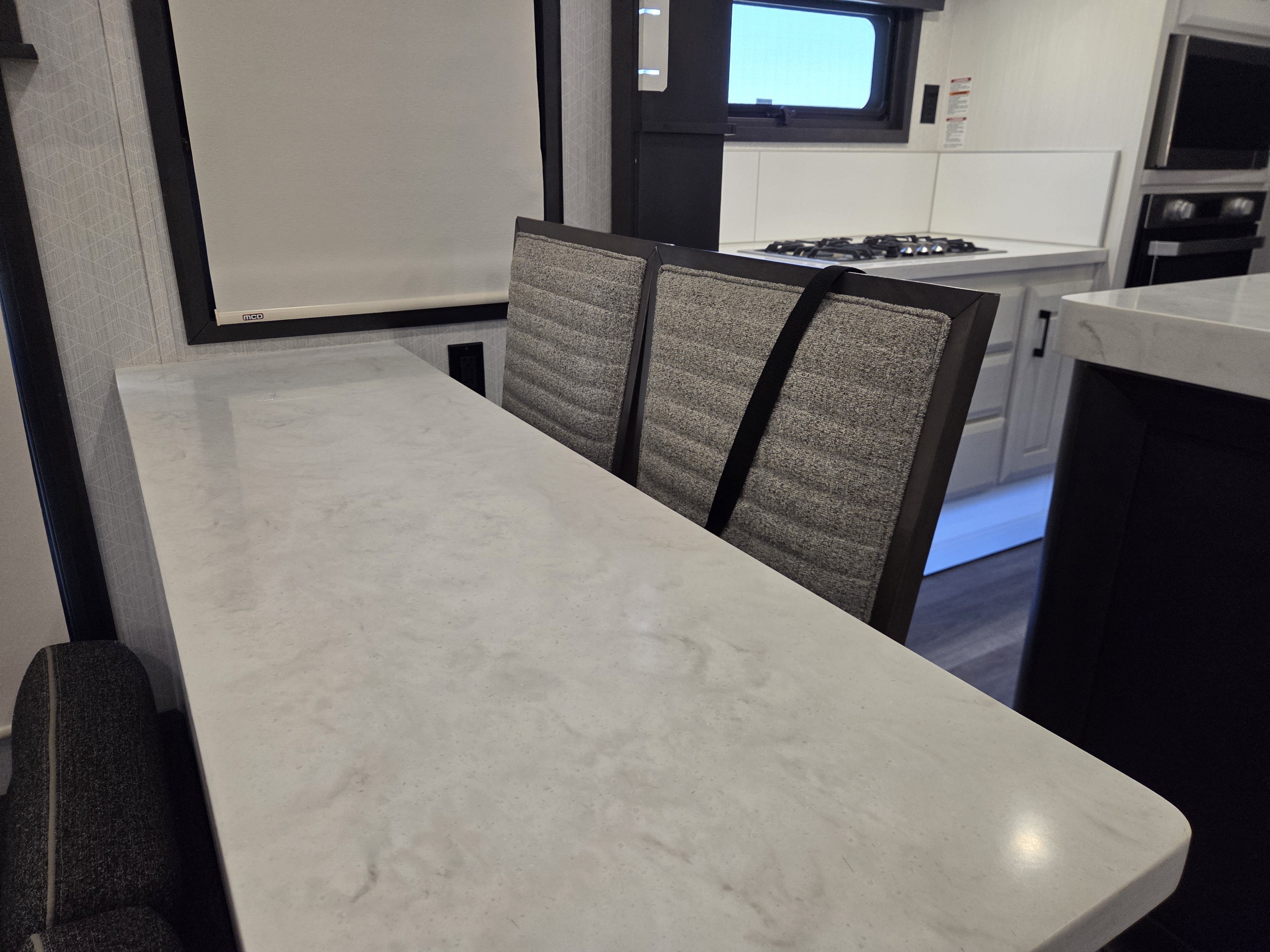 2022 DRV Mobile Suites 41FKMB, $ 134,995