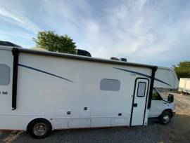 Nexus Phantom 31P Excellent condition, $ 75,000