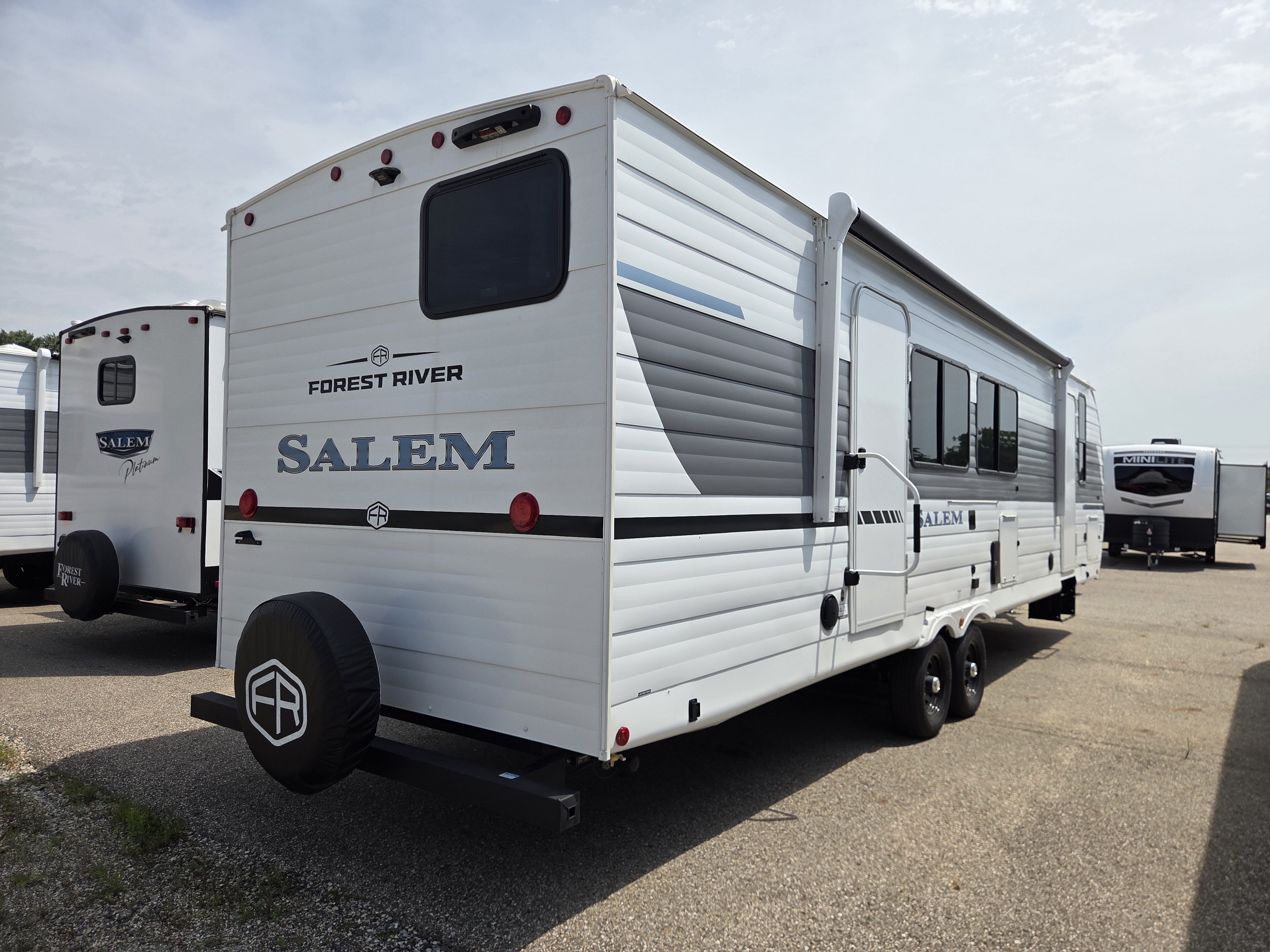 2026 Forest River Salem 320ICE, $ 33,999
