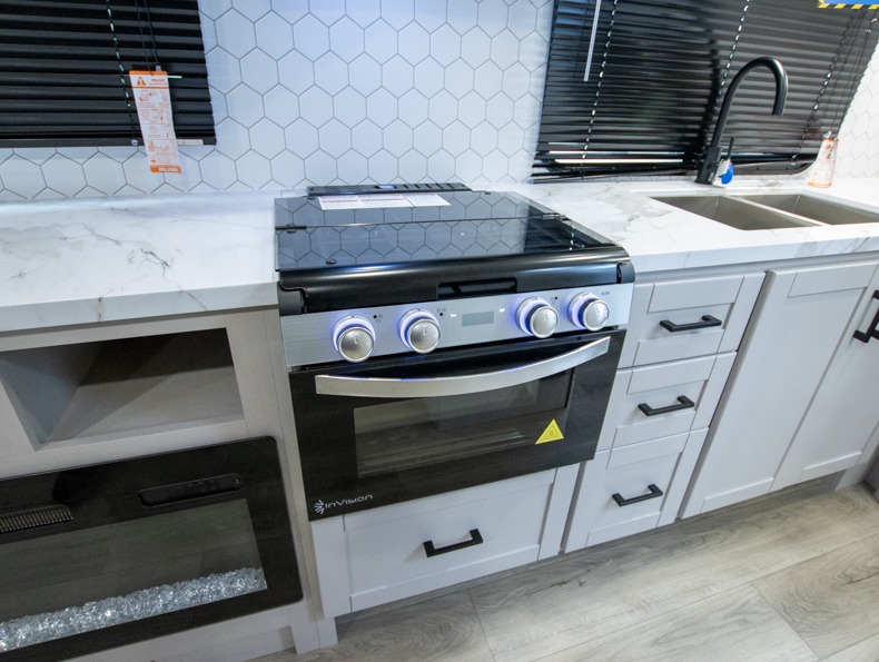 2026 Jayco Jay Feather 19MRK, $ 33,999