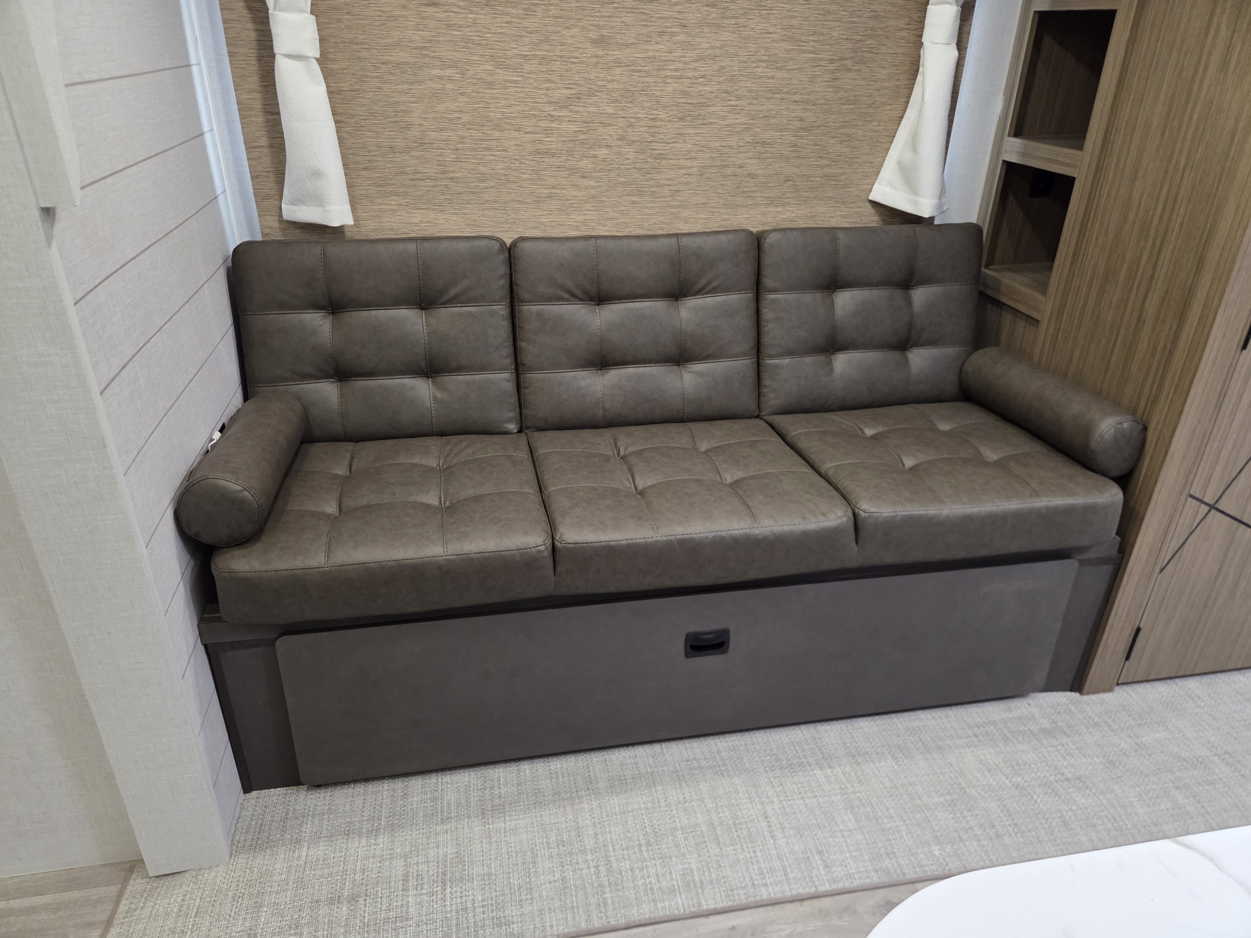 2026 Forest River Salem 300ICE, $ 32,999