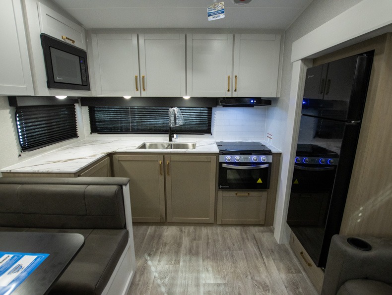 2026 Jayco Eagle SLE 24MLE, $ 37,995