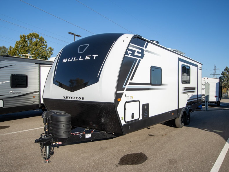 2026 Keystone Bullet Crossfire 245RKS, $ 32,999