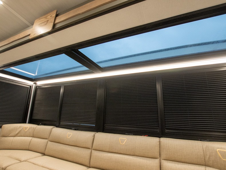 2026 Keystone Bullet Premium 265FKS, $ 39,999