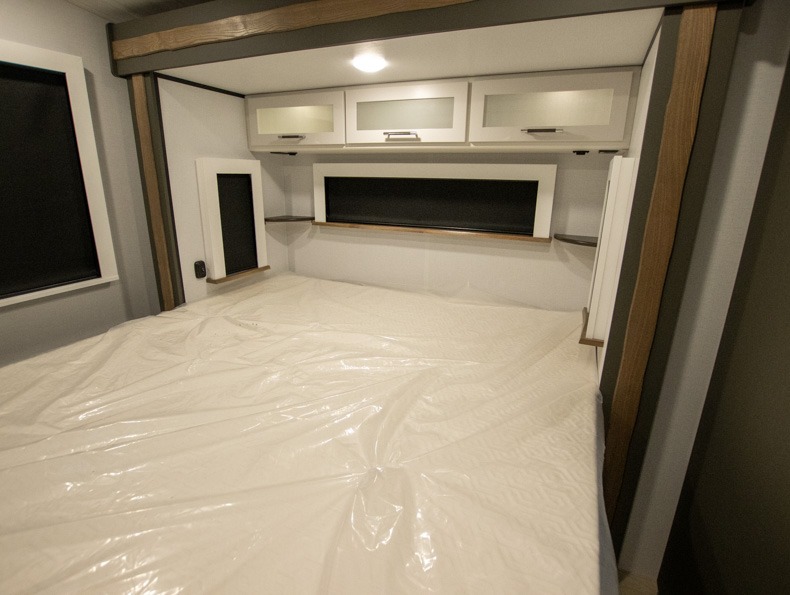 2026 Keystone Bullet Premium 265FKS, $ 39,999