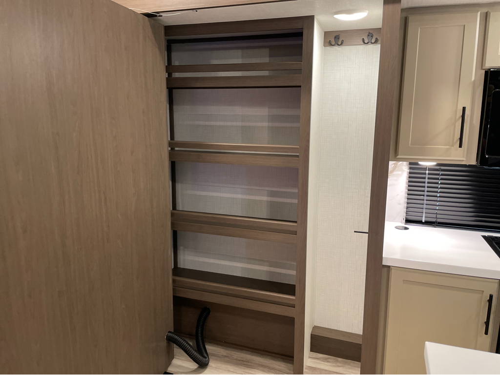 2027 Keystone Cougar 316RLS, $ 72,990
