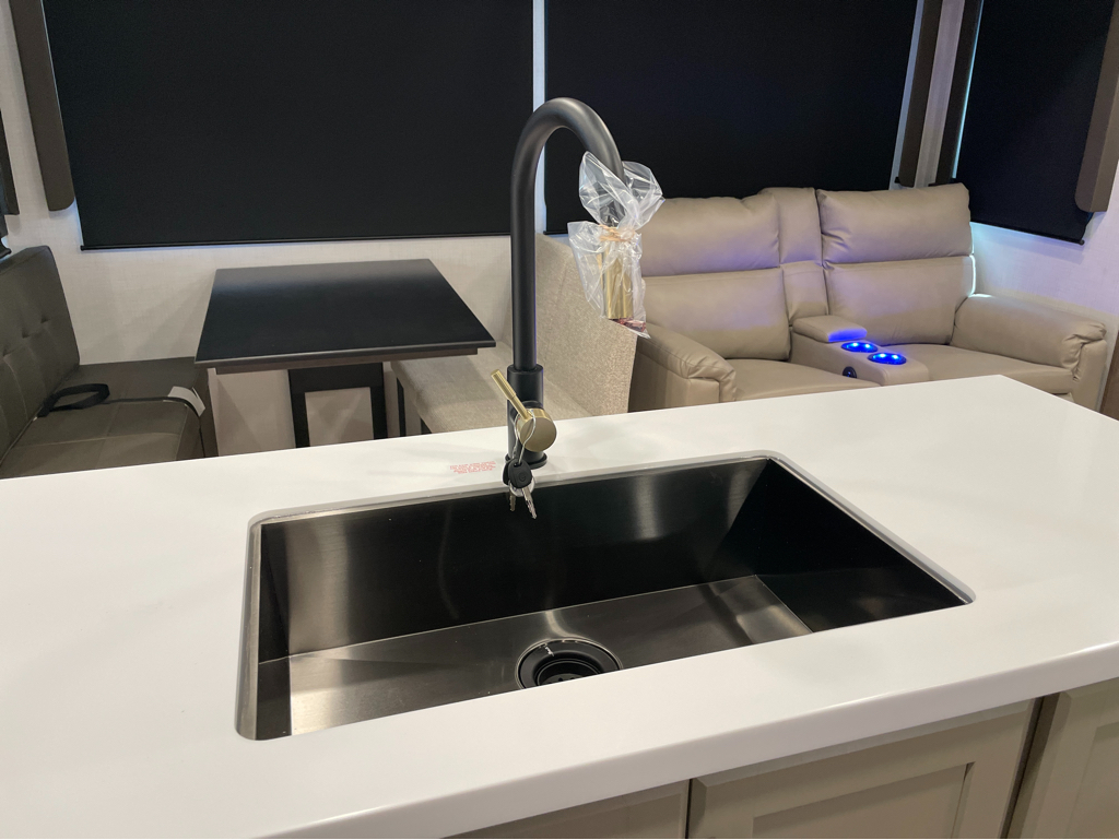 2027 Keystone Cougar 316RLS, $ 72,990