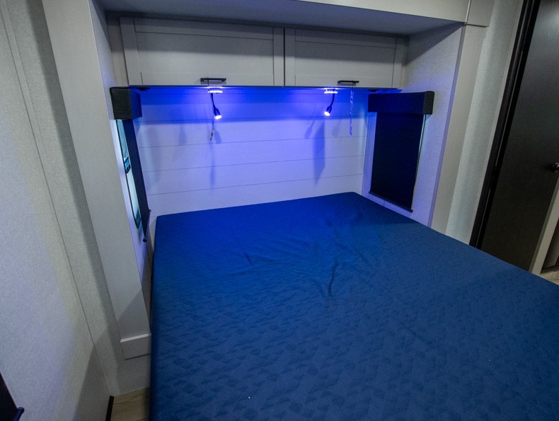 2026 Jayco Jay Feather 24FK, $ 38,999
