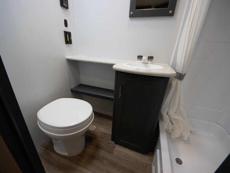 2025 Keystone Bullet Classic (East) 2240RK, $ 24,999