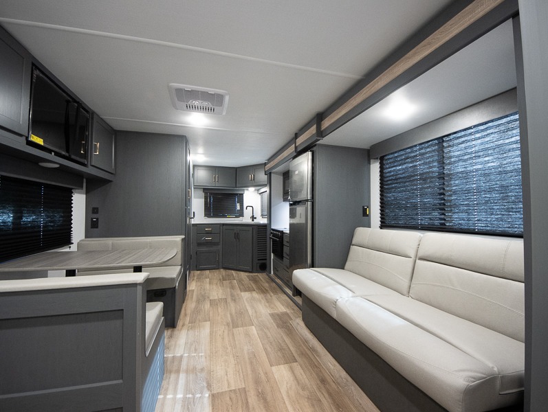 2025 Keystone Bullet Classic (East) 2240RK, $ 24,999