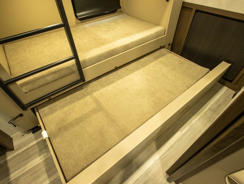 2026 Keystone Cougar Half-Ton (Fifth Wheel) 29MBD, $ 55,990