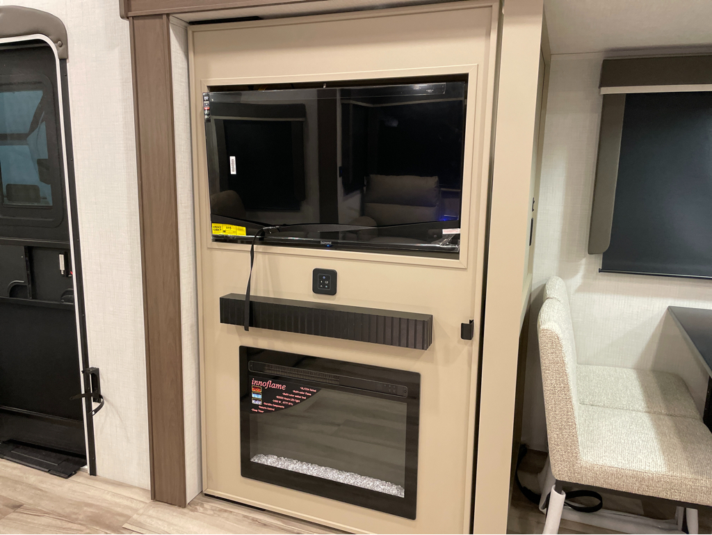 2027 Keystone Cougar Half-Ton (Fifth Wheel) 26RKE, $ 55,990
