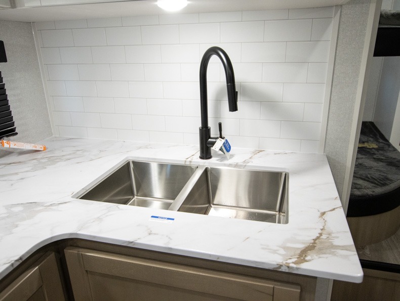 2026 Jayco Eagle SLE 28BHU, $ 42,995