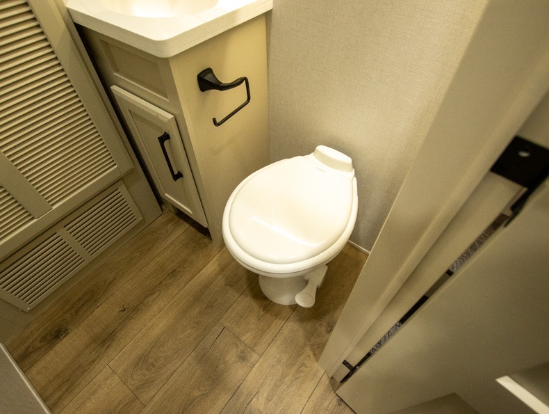 2026 Forest River Riverstone 43BFC, $ 163,999