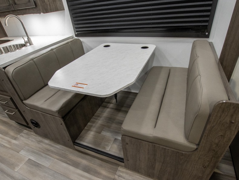 2026 Jayco Redhawk SE 31FF, $ 97,997