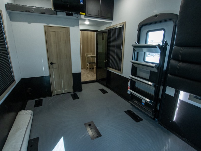 2026 Keystone Raptor 441HB, $ 144,995