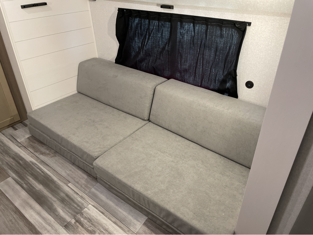 2026 Jayco Jay Flight SLX 321BDS, $ 36,293