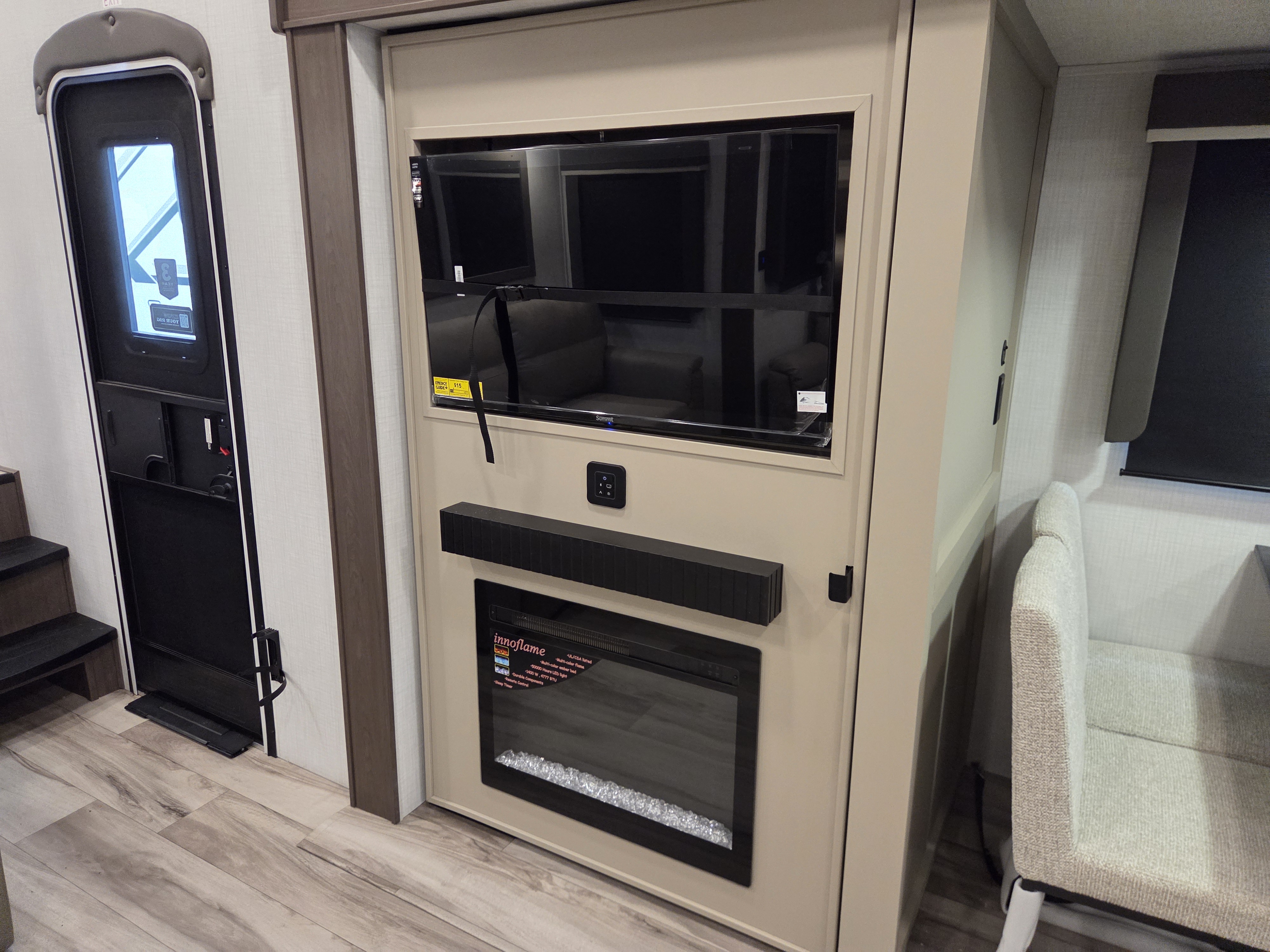 2027 Keystone Cougar Half-Ton (Fifth Wheel) 26RES, $ 55,990