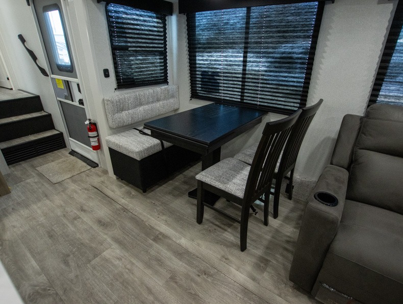 2026 Jayco Eagle SLE 30RLT, $ 47,995