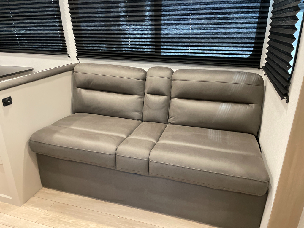 2027 Jayco Jay Feather SL 26BHSL, $ 29,999
