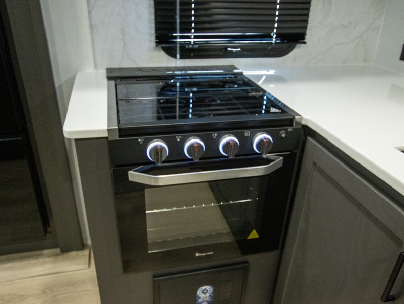 2026 Forest River Rockwood Ultra Lite 2619FK, $ 45,999