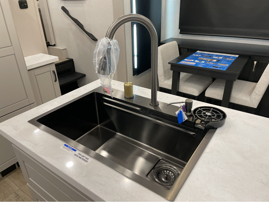 2026 Jayco North Point 382FLRB, $ 116,499