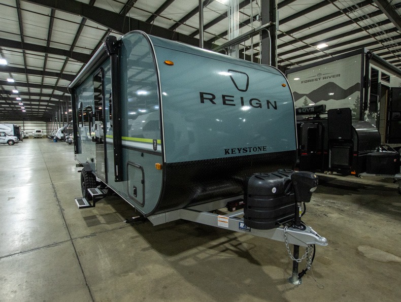 2026 Keystone Reign 18RB, $ 27,999