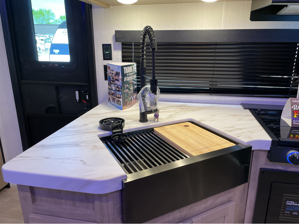 2026 Forest River Cherokee Grey Wolf Travel Traile, $ 27,999