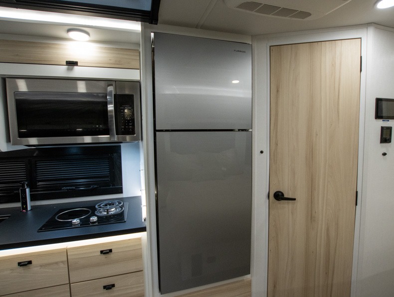 2026 Jayco Melbourne Prestige 25LP, $ 169,997