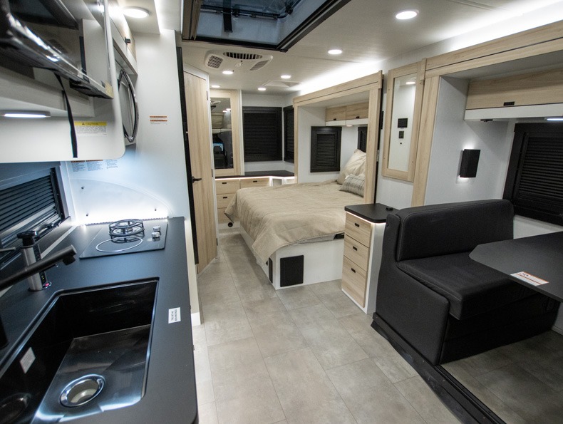 2026 Jayco Melbourne Prestige 25LP, $ 169,997