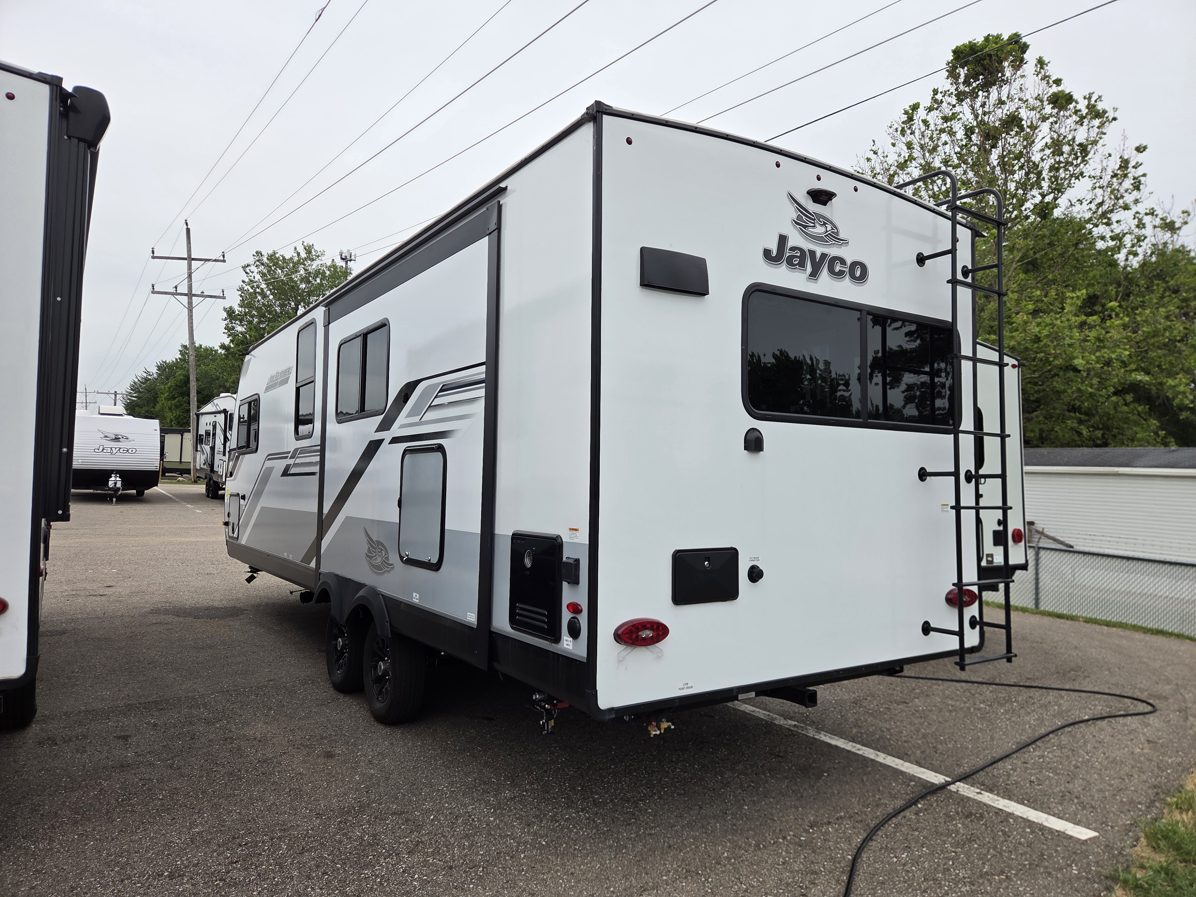 2025 Jayco Jay Feather 23RK, $ 34,749