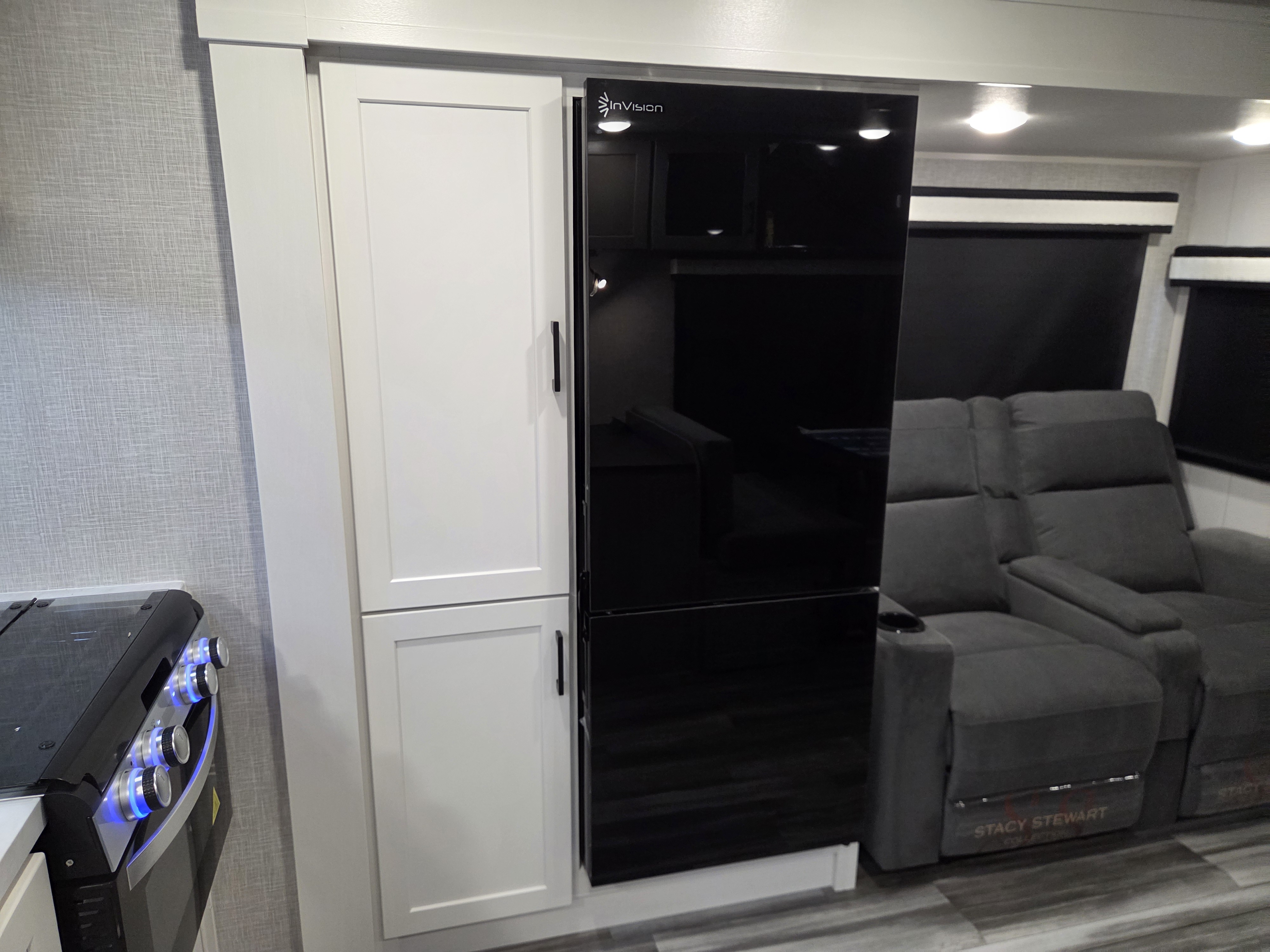 2025 Jayco Jay Feather 23RK, $ 34,749