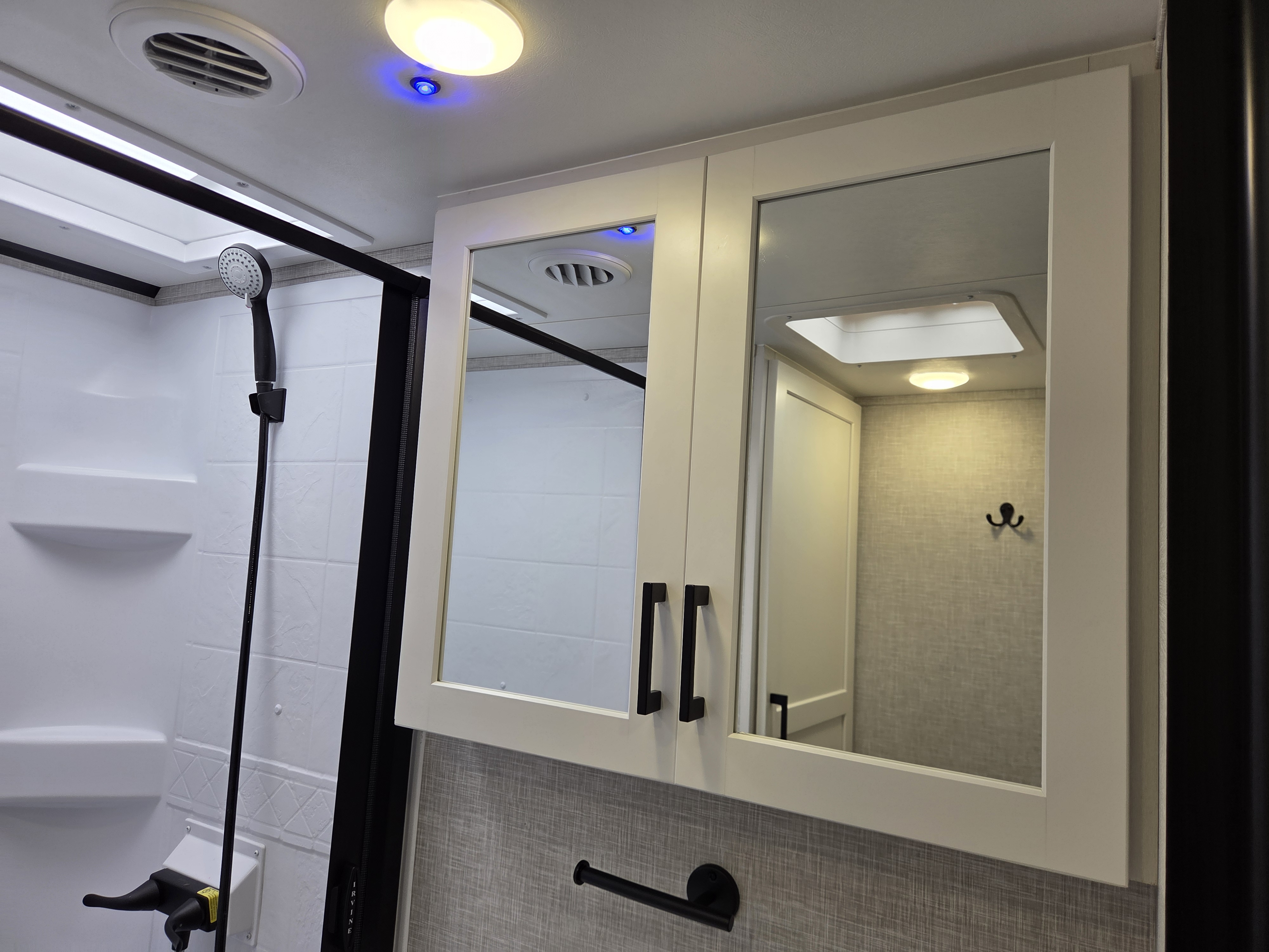 2025 Jayco Jay Feather 23RK, $ 34,749