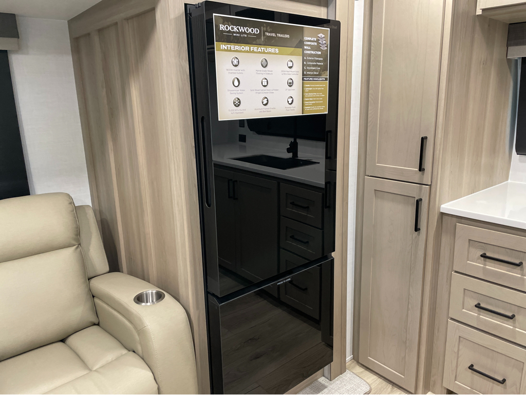 2026 Forest River Rockwood Mini Lite 2523MBR, $ 44,999