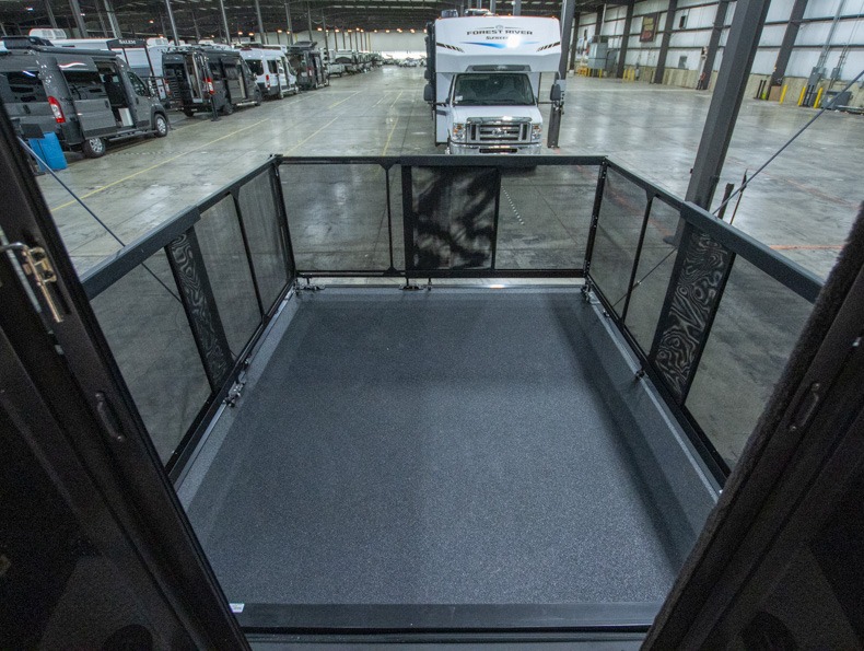 2026 Keystone Raptor 444, $ 144,995