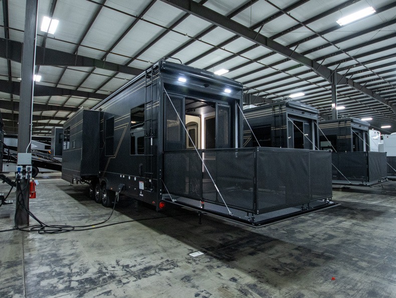 2026 Keystone Raptor 444, $ 144,995