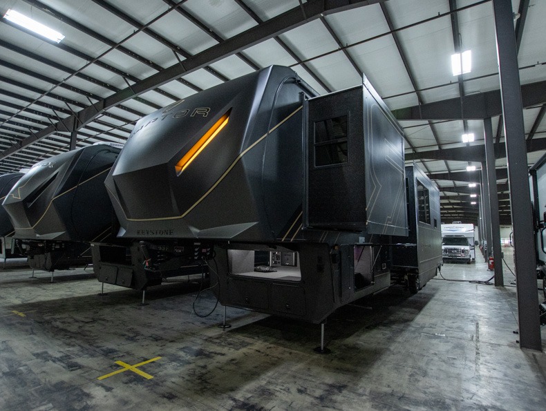 2026 Keystone Raptor 444, $ 144,995
