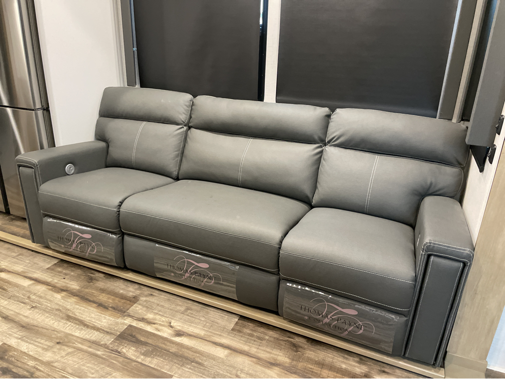 2022 Keystone Raptor 351, $ 78,000