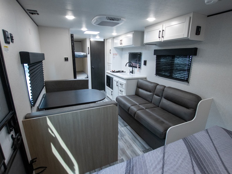 2026 Jayco Jay Flight SLX 250BHW, $ 17,999