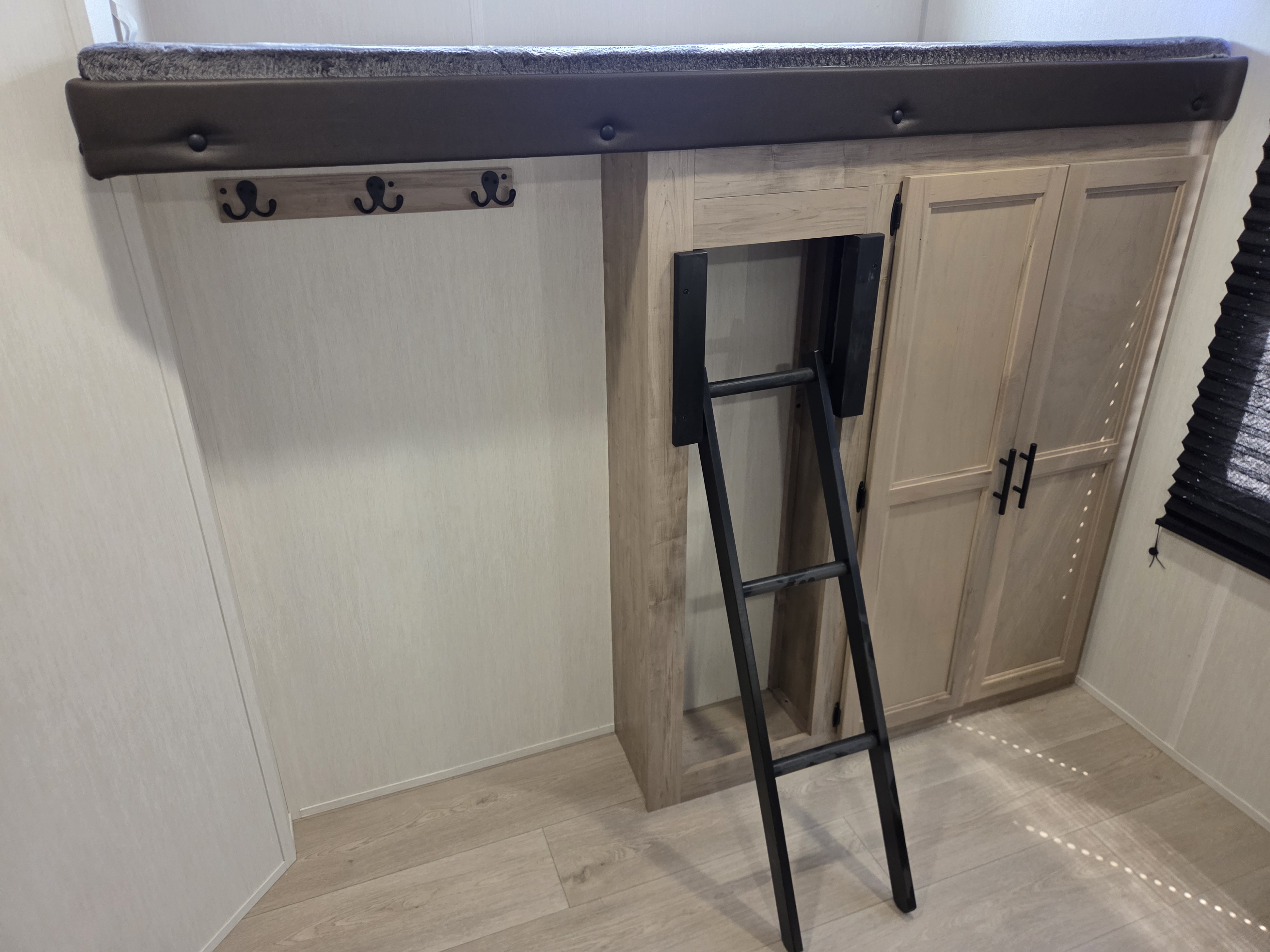 2026 Forest River Cherokee Wolf Den 304SR, $ 39,999