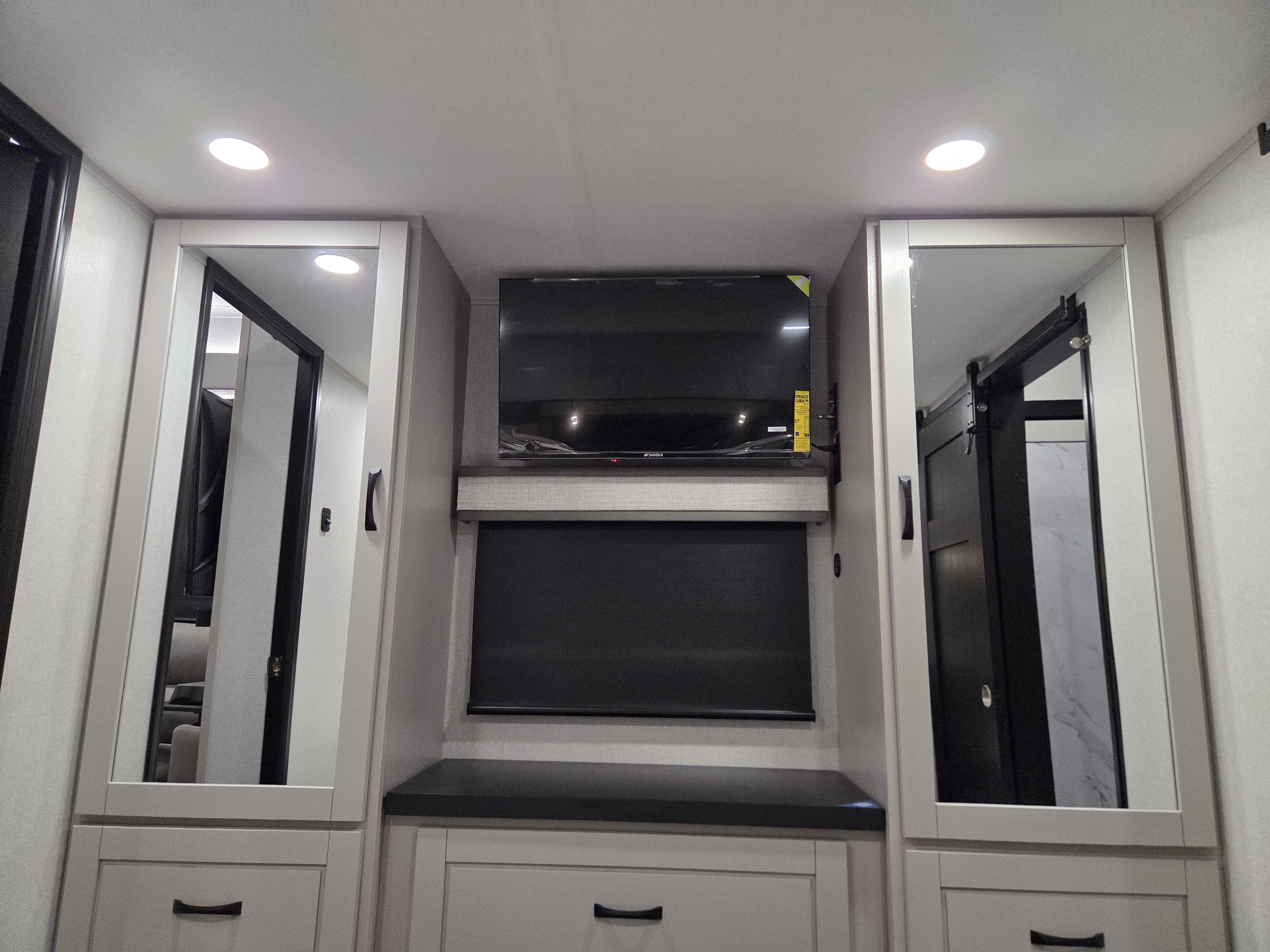 2026 Jayco North Point 395DSDB, $ 124,990