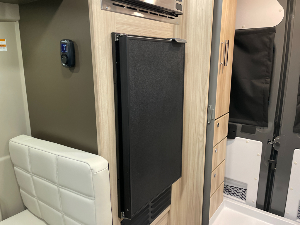 2027 Jayco Comet 18C, $ 94,995