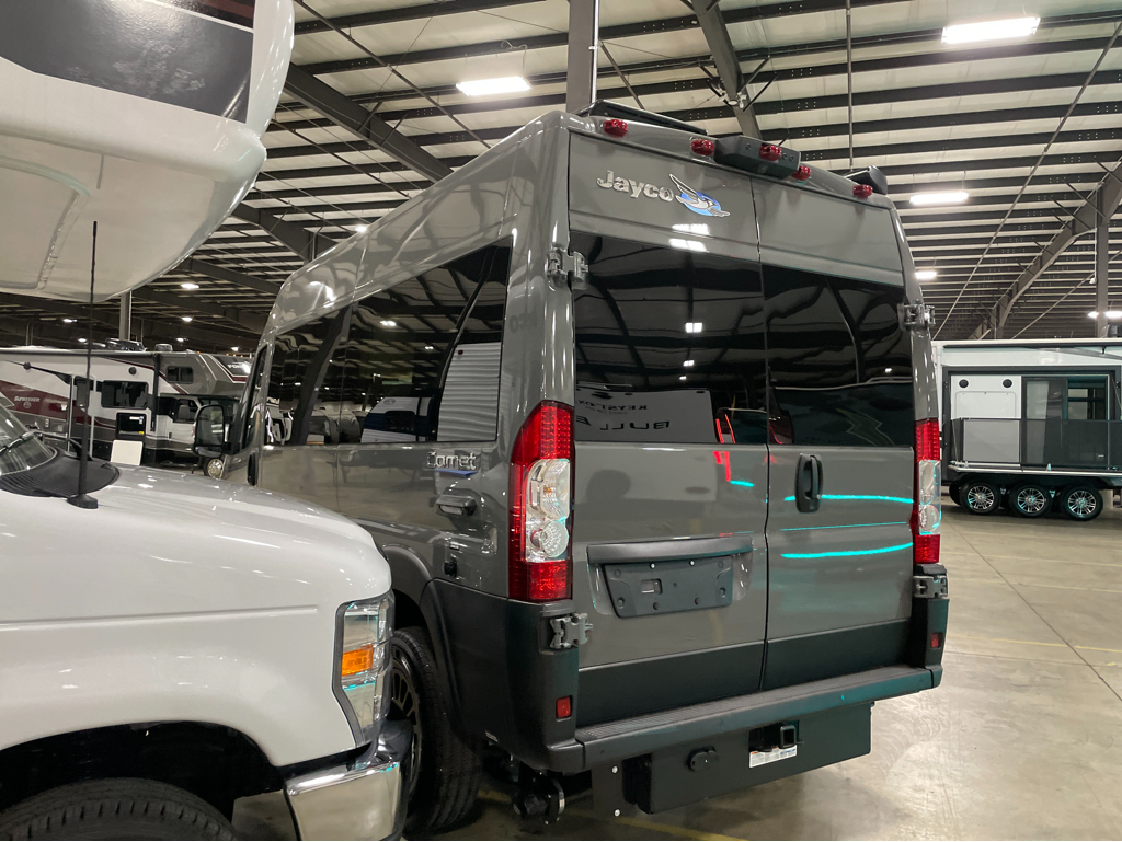 2027 Jayco Comet 18C, $ 94,995
