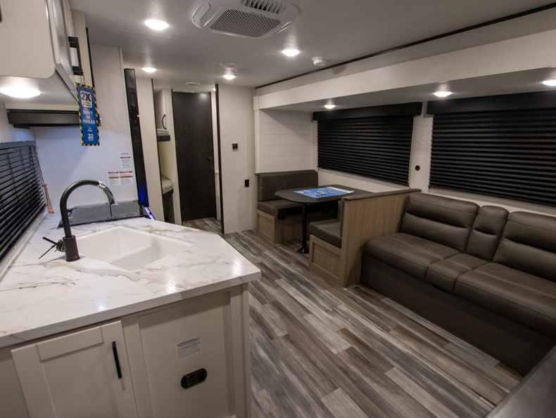 2026 Jayco Jay Flight SLX 261BHS, $ 27,398