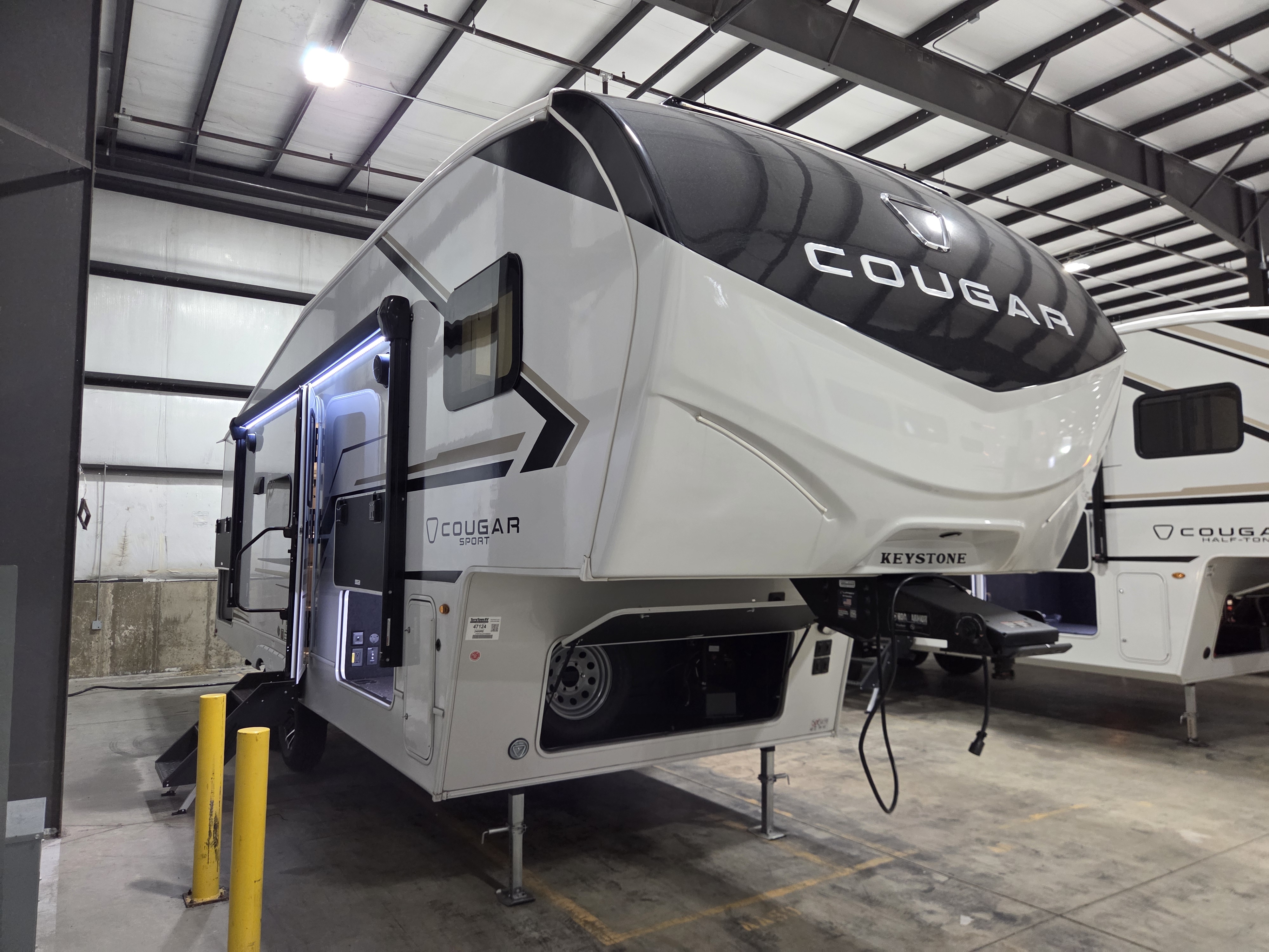 2026 Keystone Cougar Sport 2400RE, $ 39,990